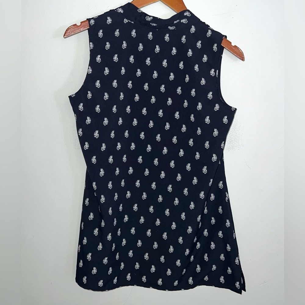 CAbi Memento Sleeveless Printed V-Neck Top Blouse Sz S - Picture 5 of 6